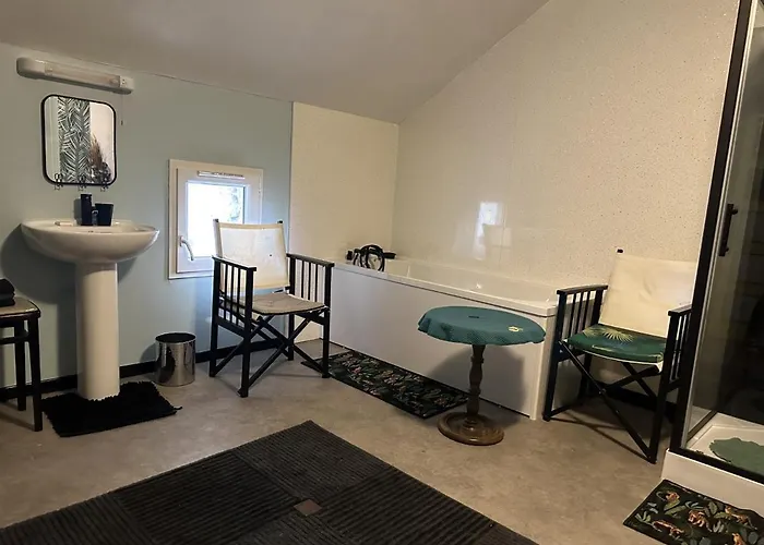 53bou Bed and Breakfast Uglas